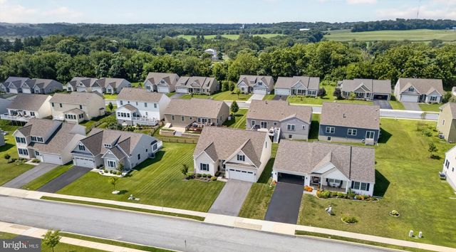 228 FLINTWOOD DR, Oxford, PA 19363