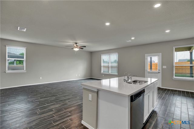 267 Kinsley Way, New Braunfels, TX 78130