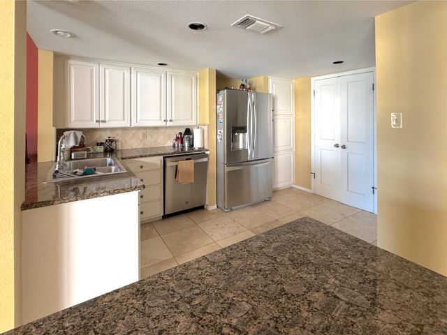 2542 Lindenwood Drive, San Angelo, TX 76904