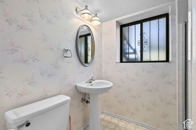 1030 W 25 S, Clearfield, UT 84015