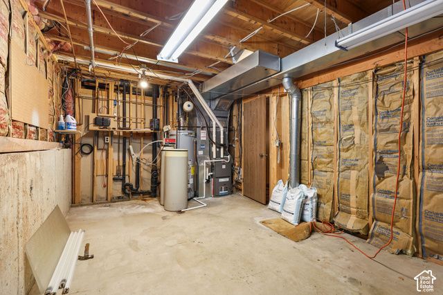 1030 W 25 S, Clearfield, UT 84015