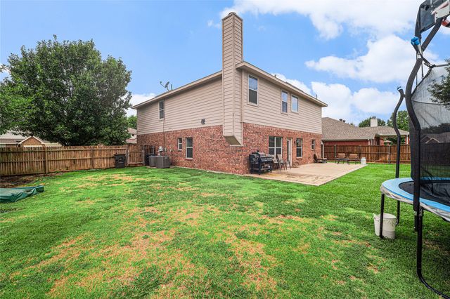 9600 Fox Hill Drive, Fort Worth, TX 76131