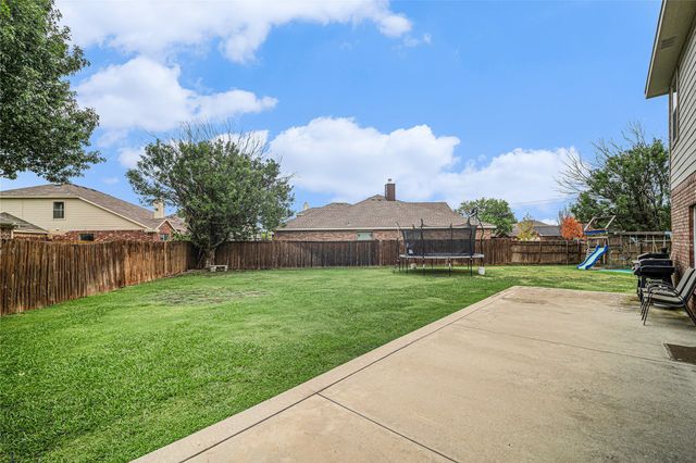 9600 Fox Hill Drive, Fort Worth, TX 76131