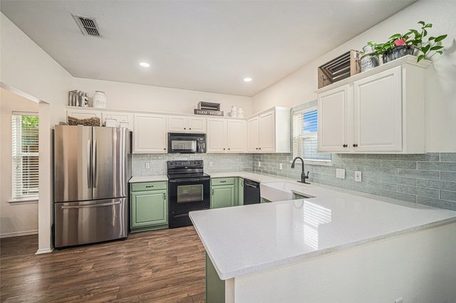 9600 Fox Hill Drive, Fort Worth, TX 76131