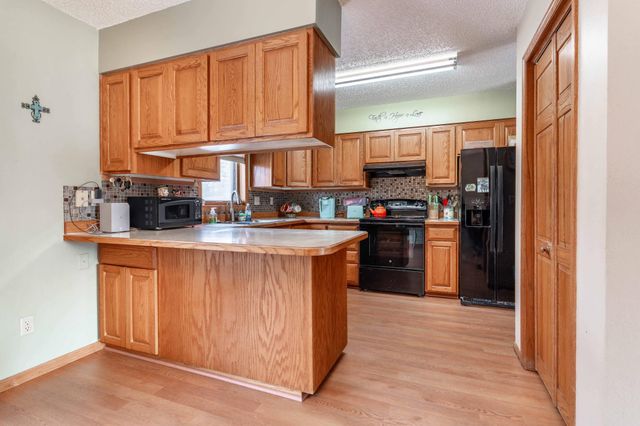 517 Springen Avenue, Fergus Falls, MN 56537