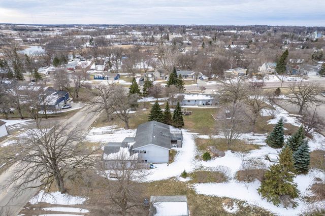 517 Springen Avenue, Fergus Falls, MN 56537