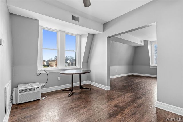 2111 Seneca Street 4, Buffalo, NY 14210