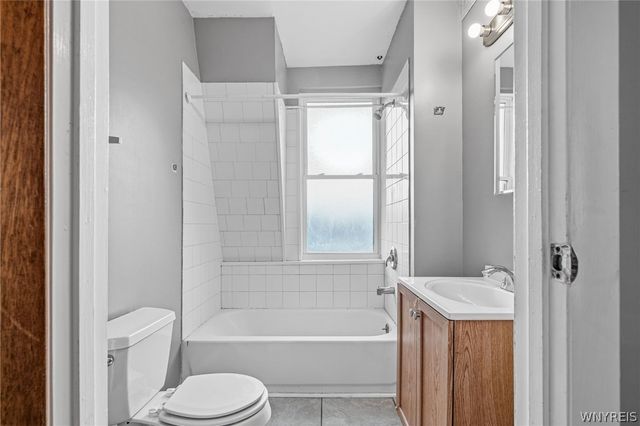 2111 Seneca Street 4, Buffalo, NY 14210