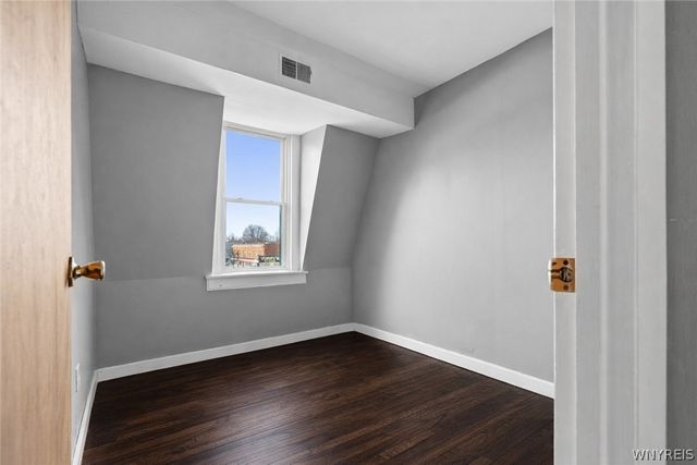 2111 Seneca Street 4, Buffalo, NY 14210