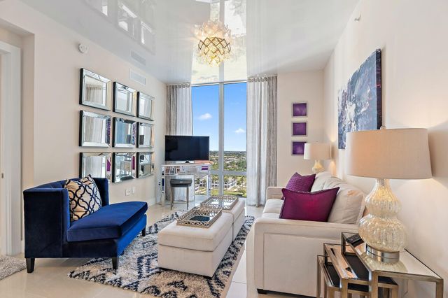 2 WATER CLUB Way 1603, North Palm Beach, FL 33408