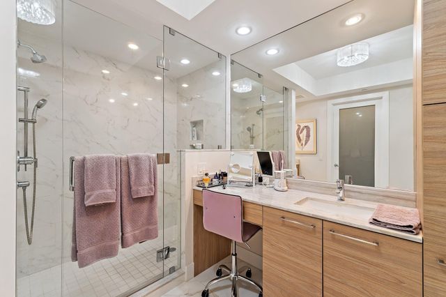 2 WATER CLUB Way 1603, North Palm Beach, FL 33408