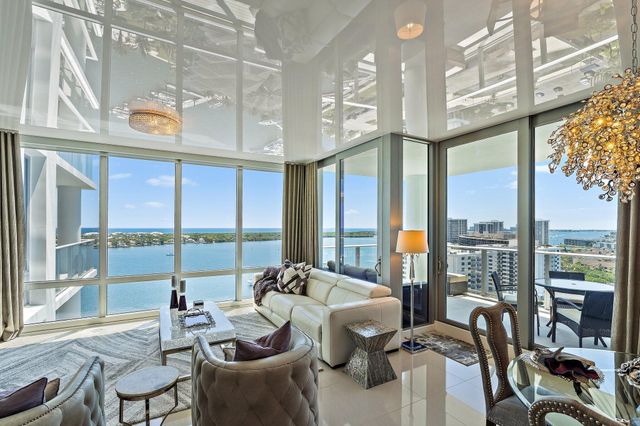 2 WATER CLUB Way 1603, North Palm Beach, FL 33408