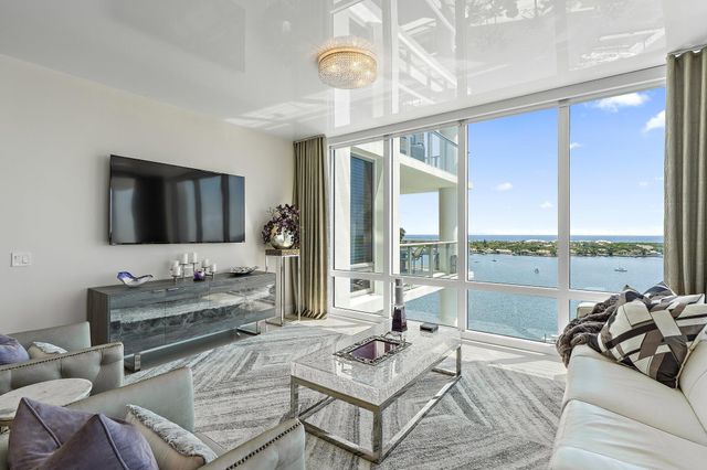 2 WATER CLUB Way 1603, North Palm Beach, FL 33408