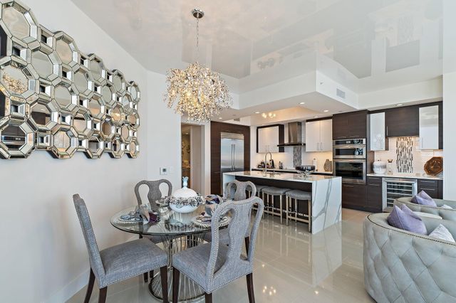 2 WATER CLUB Way 1603, North Palm Beach, FL 33408
