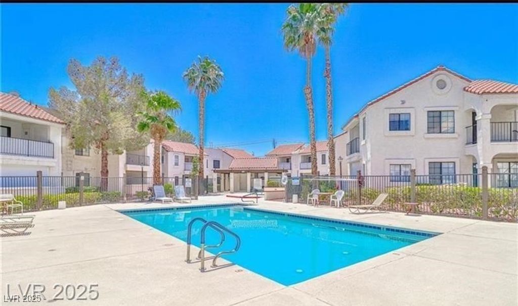 Image 15 of property listing at 4707 Nara Vista Way 104, Las Vegas, NV 89103