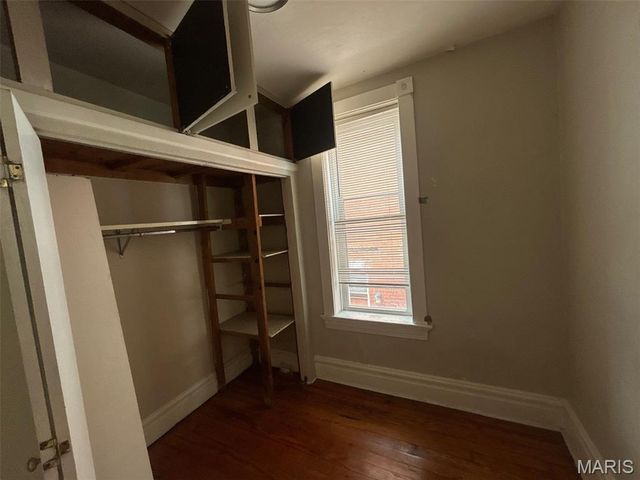 4635 Oregon Avenue, St Louis, MO 63111