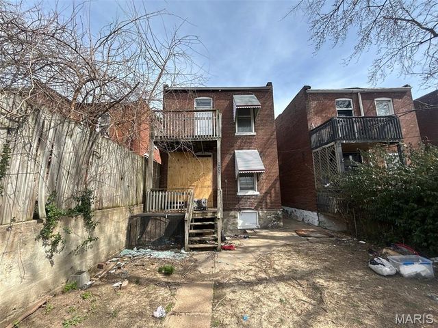 4635 Oregon Avenue, St Louis, MO 63111