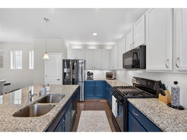 556 E Fremont Pl, Centennial, CO 80122