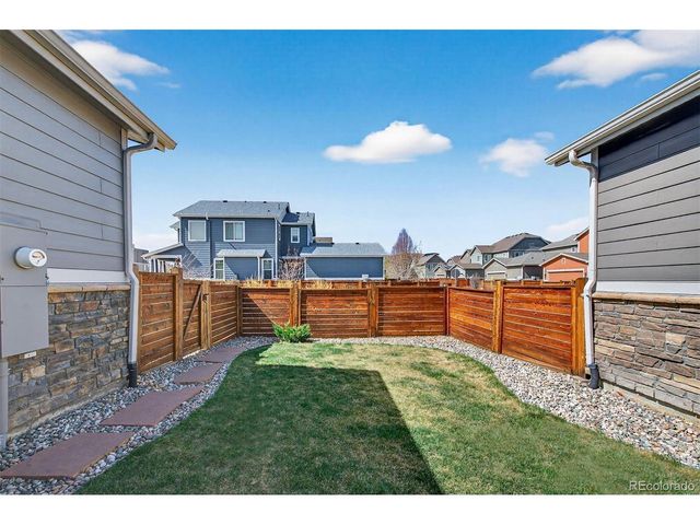556 E Fremont Pl, Centennial, CO 80122