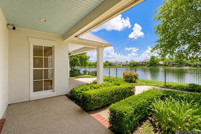 12038 Lake Estates Ave, Baton Rouge, LA 70810