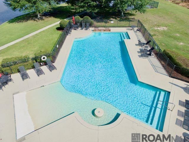 12038 Lake Estates Ave, Baton Rouge, LA 70810