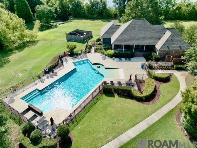 12038 Lake Estates Ave, Baton Rouge, LA 70810