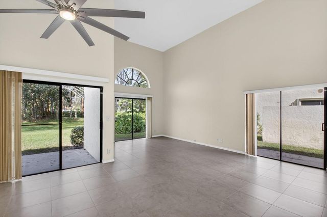 3149 Kingswood Terrace, Boca Raton, FL 33431