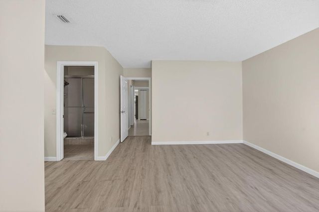 3149 Kingswood Terrace, Boca Raton, FL 33431