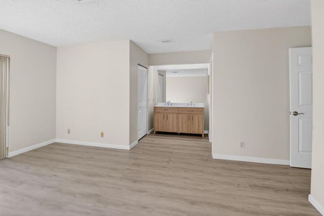 3149 Kingswood Terrace, Boca Raton, FL 33431