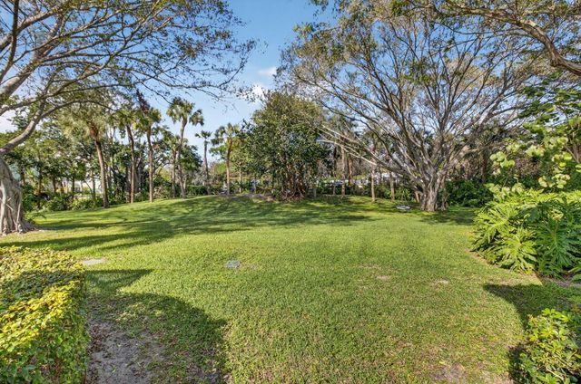 3149 Kingswood Terrace, Boca Raton, FL 33431