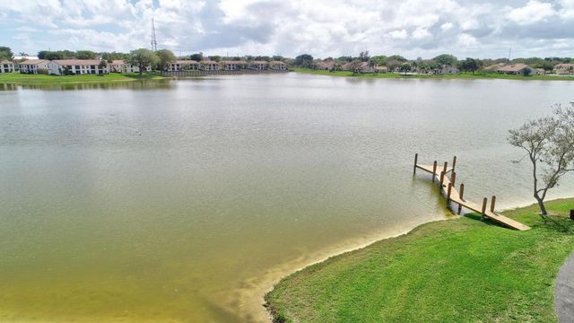 3149 Kingswood Terrace, Boca Raton, FL 33431