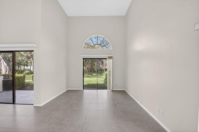 3149 Kingswood Terrace, Boca Raton, FL 33431