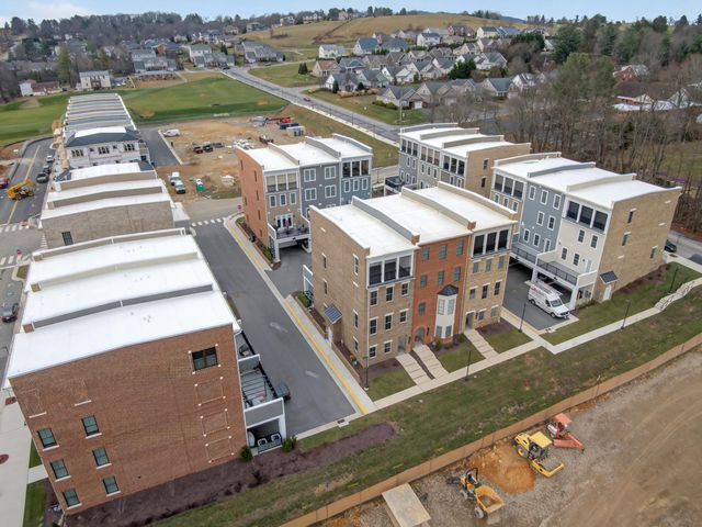 520 Belvedere AVE, Blacksburg, VA 24060