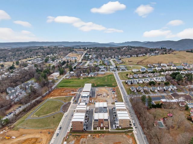 520 Belvedere AVE, Blacksburg, VA 24060