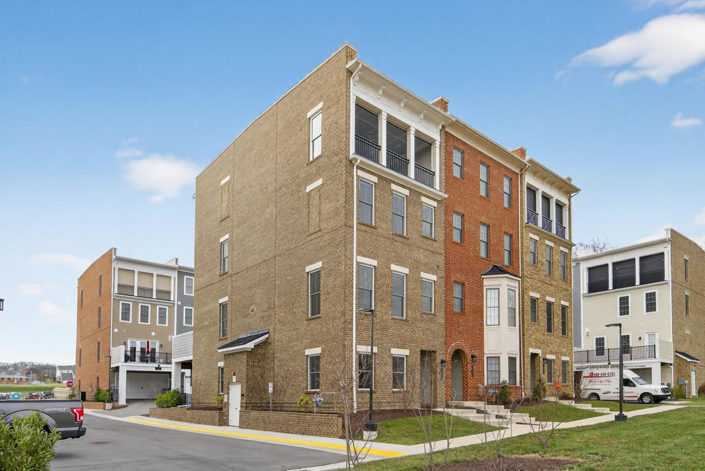 520 Belvedere AVE, Blacksburg, VA 24060