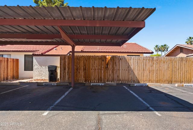 2844 E WALTANN Lane 4, Phoenix, AZ 85032