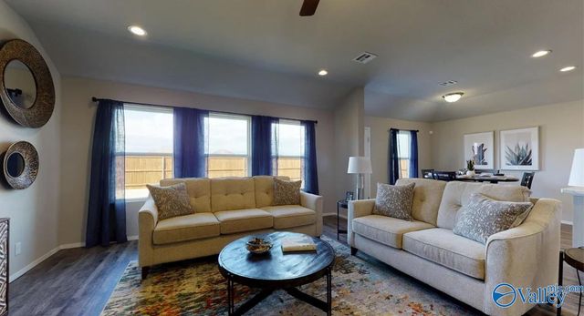 117 Coral Bells Road, Toney, AL 35773