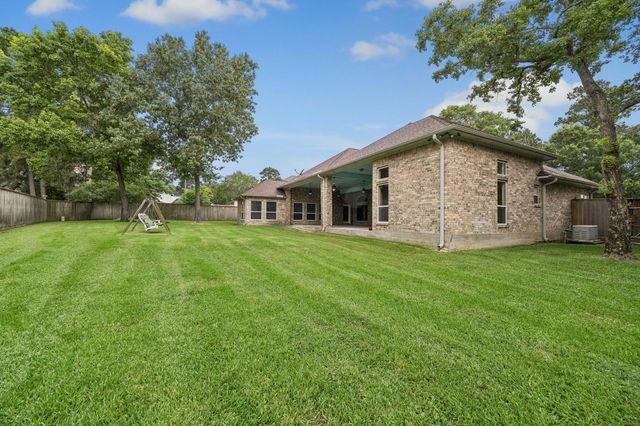 6122 Bluebonnet Pond Lane, Kingwood, TX 77345