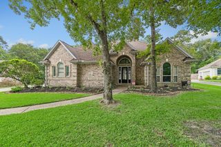 6122 Bluebonnet Pond Lane, Kingwood, TX 77345