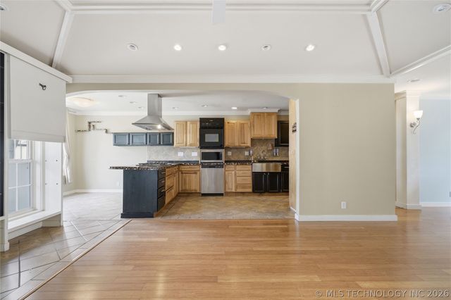 3226 N 2nd Place, Broken Arrow, OK 74012