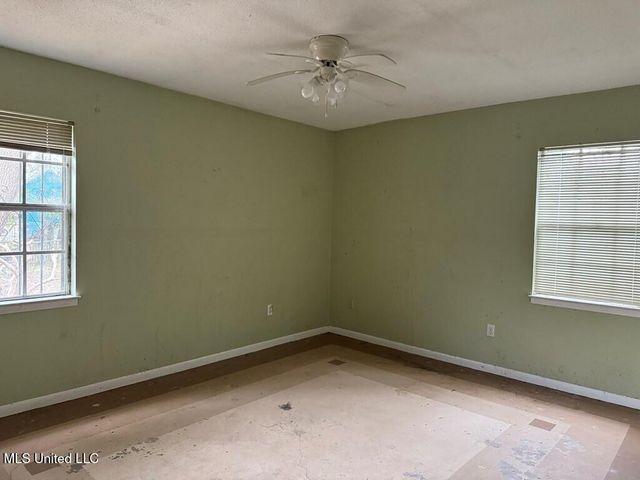 11065 E Dogwood Drive, Gulfport, MS 39503