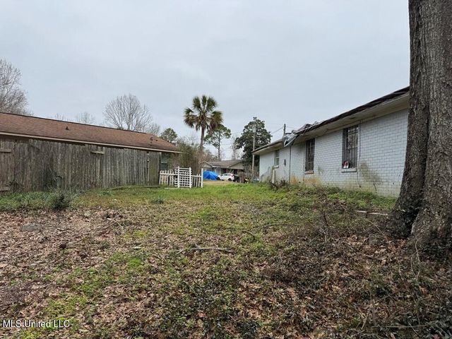 11065 E Dogwood Drive, Gulfport, MS 39503