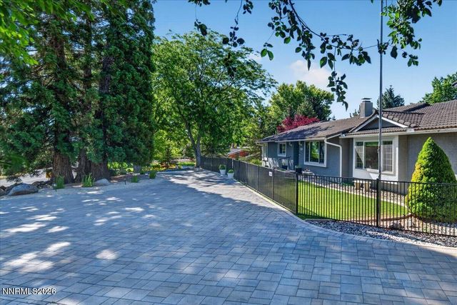 15100 Broili Drive, Reno, NV 89511