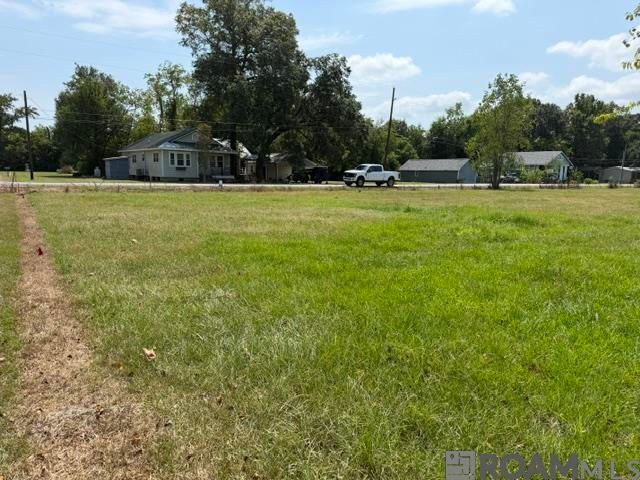 C-6 Privacy Ln, Gonzales, LA 70737