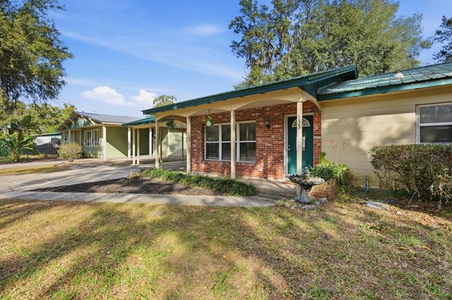 133 Crestwood Ave, Palatka, FL 32177