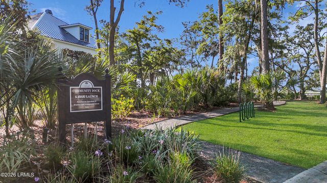 305 De La Gaye Point, Beaufort, SC 29902