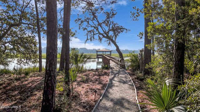 305 De La Gaye Point, Beaufort, SC 29902