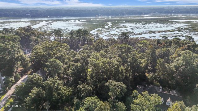 305 De La Gaye Point, Beaufort, SC 29902