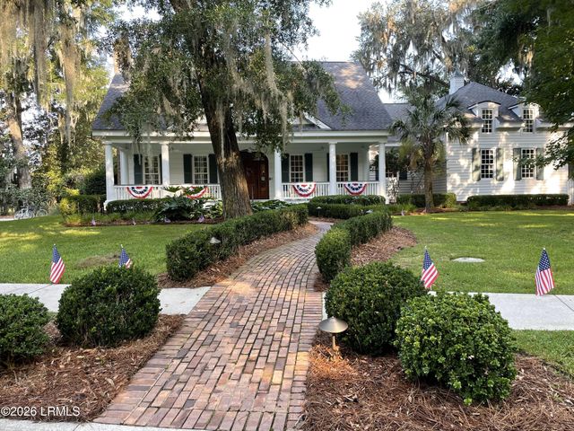 305 De La Gaye Point, Beaufort, SC 29902