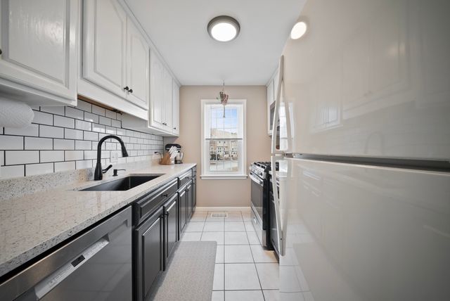 9A Sundown Drive, Derry, NH 03038